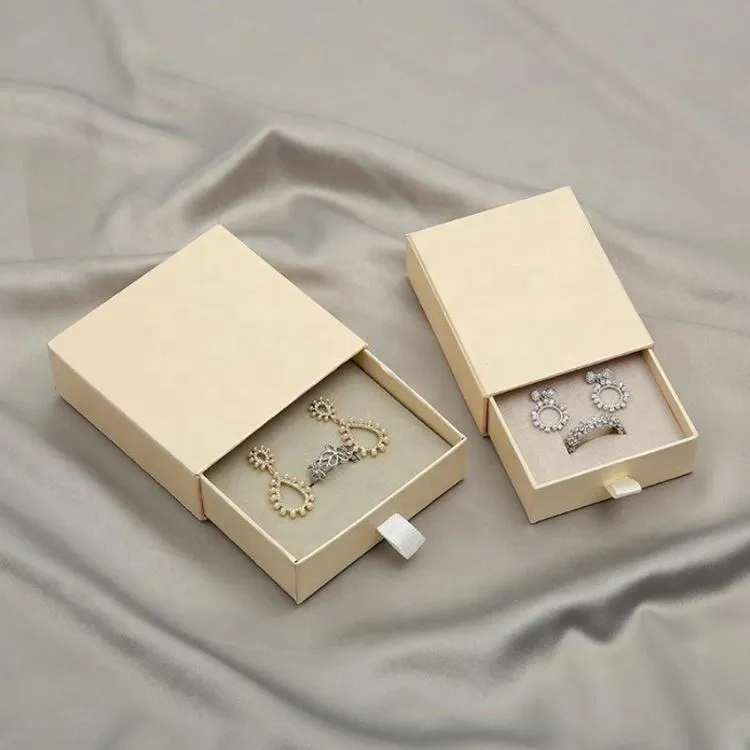 Custom Jewelry Boxes with Logo